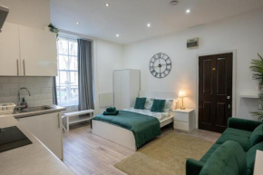Beautiful Studio Flat in Hackney next to Overground Station